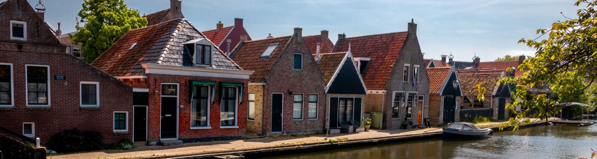 huisjes in een mooi dorp in Nederland